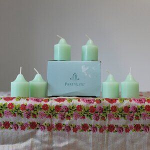 PartyLite Honey Dew 6 Votive Candles V0652 Fragrant Open Box 1/2 Dozen